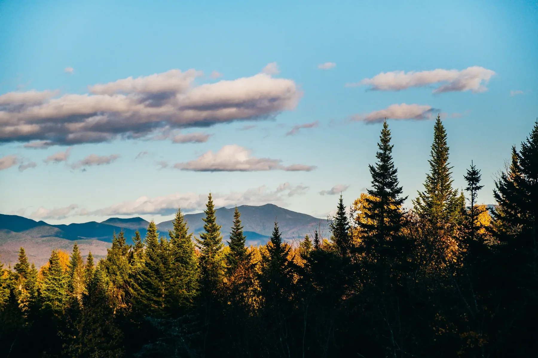 New Hampshire and Quechee photograph, image 7.